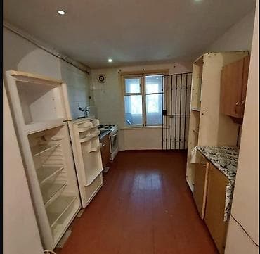 Bağ evləri: Mənzil Ayuna Sultanovda, 5 mərtəbəli binanın 3 cü mərtəbəsində — 4