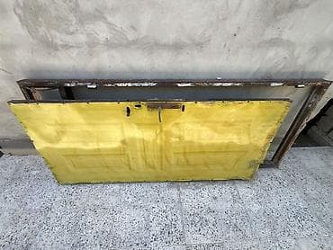 Metal qapı dəsti və metal su çəni Təsvir: - Metal qapı: dəmir lalafo.az -da Metal qapı dəsti və metal su çəni Təsvir: - Metal qapı: dəmir