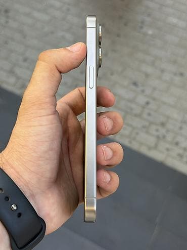 iphone 3gs: IPhone 15 Pro Max, 256 GB, Natural Titanium, Face ID — 4