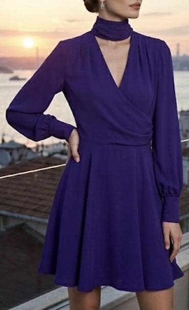 Bənövşəyi rəngli, dizə qədər qısa şifon/qatlı görünüşlü don. - Zərif