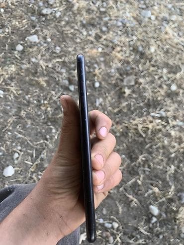 dell fiyat listesi: IPhone 7 Plus, 32 GB, Qara, Qırıq — 3