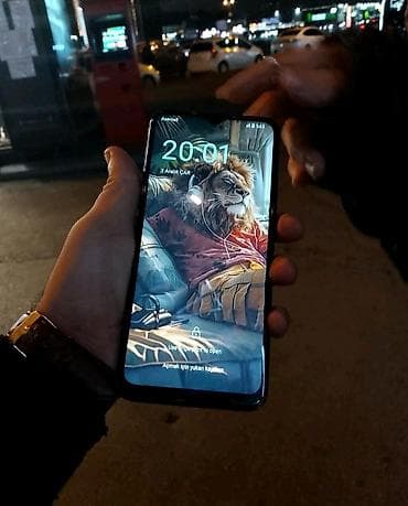 Omix smartfon - Marka/model: Omix (arxa qapaqda Omix loqosu) -