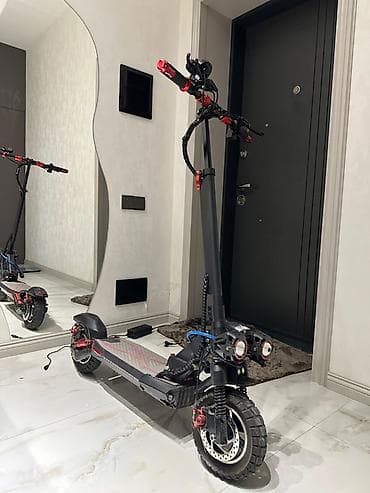 samokat az: İşlənmiş Elektrik samokat 10", > 1000 Vt, > 45 km/s, Ünvandan götürmə — 1