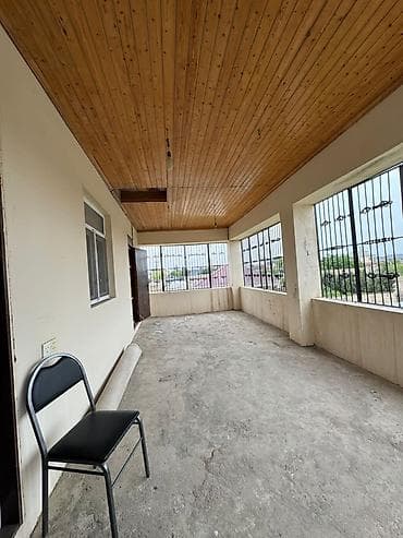 qusarda satilan evler: 6 sot torpaq sahəsi Novxanı bağları dənizə 600m yaxın • Ümumi sahə: 6 — 7