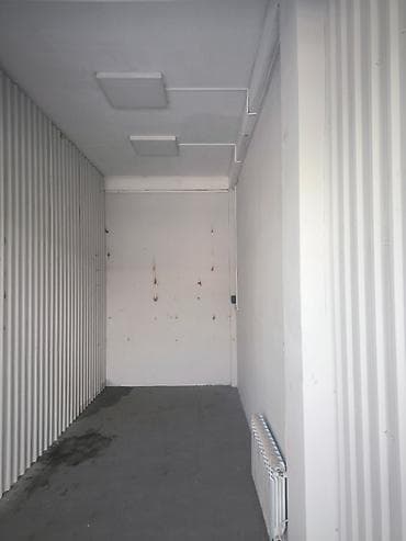 balmain canta: Icarəyə obyekt – vitrinli kiçik ticarət/bayram sahəsi Xüsusiyyətlər — 2