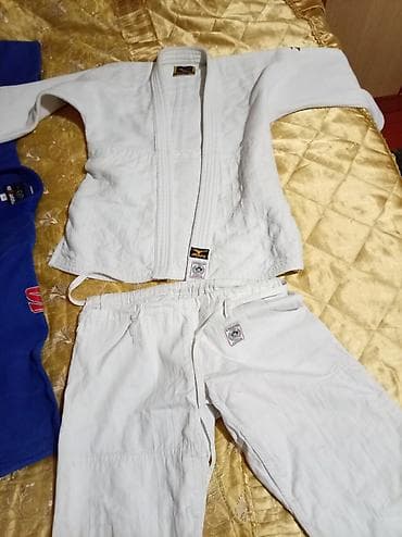 Mizuno Judoqi – IJF təsdiqli ağ judo forması - Brend: Mizuno - Rəng