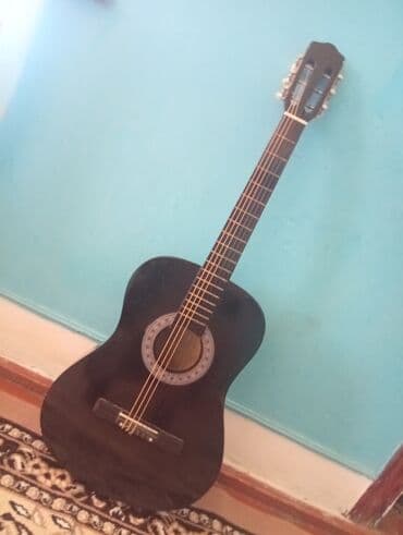 hover ball lopta: Klassik akustik gitara – qara rəng - Korpus: dreadnought tipli — 2