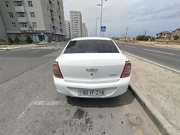 cobalt disk: Chevrolet Cobalt, ağ rəng, sedan kuzov.Taksi buraxiliwi var. probeq — 1