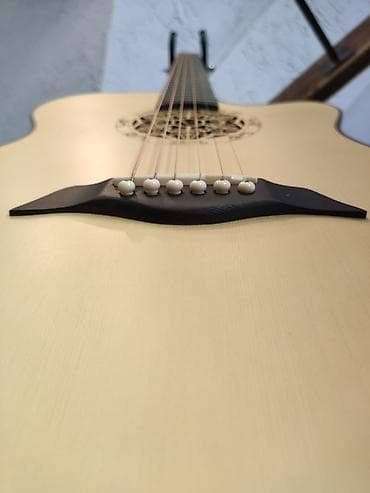 Akustik gitaralar: Elektro akustik gitara Model:Smiger LG-07 Üst: Şam ağacı Qol: Gül — 1