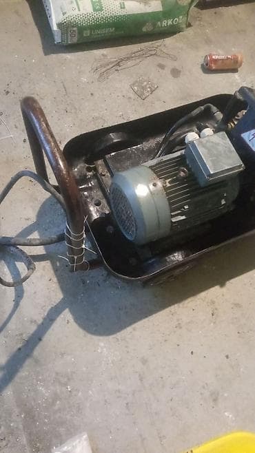 idmançı oğlan şəkilləri: OMAX TX-200 yüksək təzyiqli yuma aparatı 3 FAZ VE KÖPÜK APARATI — 4