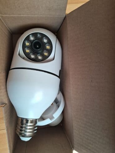 uşaq izleme kamerasi: V380 modeli ilə təchiz edilmiş bu ağ rəngli ağıllı şəbəkə kamerası — 2