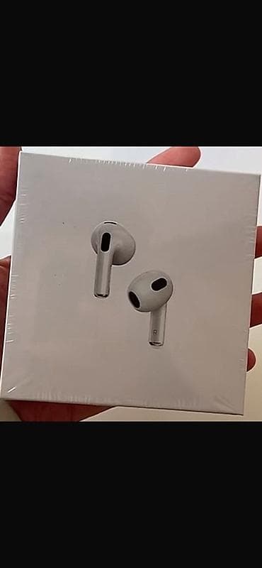 Apple AirPods Premium class (3-cü nəsil) – MagSafe şarj qutusu ilə