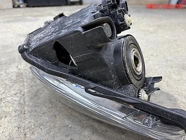 Toyota filler sağ farasi üstdən çıxmadı arxasında xırda plastik işi — 4