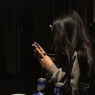 Salam 28 yaşım var ofisant işi axtarıram.Saat axşam 22:00 kimi işləyə
