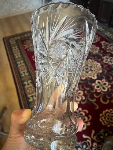 şüşə gülü: Vaza dəsti, Xrustal — 4
