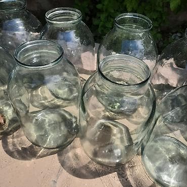 Şüşə bankalar – iri həcmli 60 ədəd 3l banka. 0.40 qəp. - Material — 1