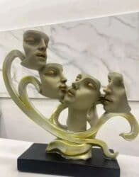 qız qalası şəkli çəkmək: Fiqur — 1