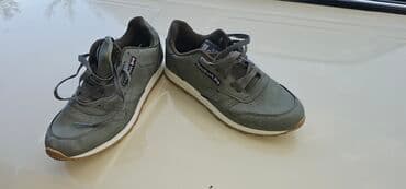 krosovka: REEBOK KRASOFKA 41RAZ GEDİR
MENE BALACA OLDU — 4