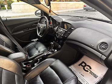 cayenne krilo 2013: Chevrolet Cruze: 1.4 l | 2015 il 227000 km Sedan — 7