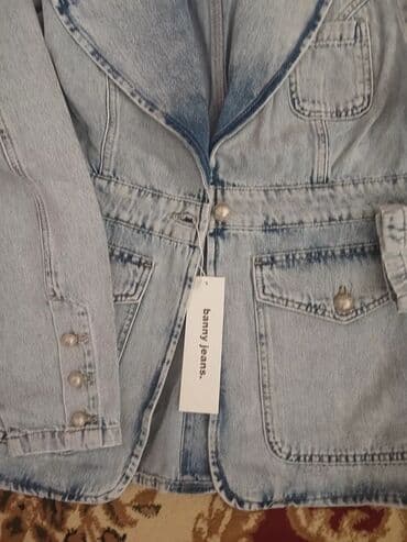 jaketlər instagram: Banny Jeans markalı cins jaket - Material: 100% denim, açıq mavi — 6