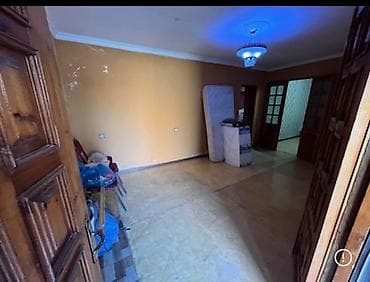 Mənzillər: Hökməli 2 otaqlı, 55 kv. m, Kredit yoxdur, Orta təmir — 8