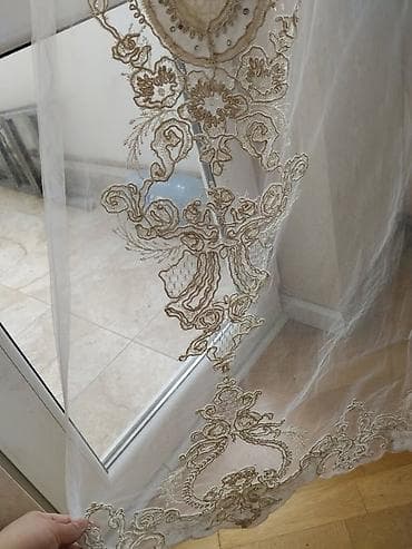 alize puffy qiyməti: Günlük 15manat
Pərdə 35 manat 
Eni 3 hündürlük 4 — 3