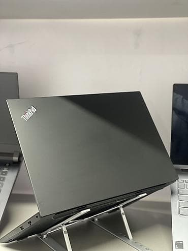 Ноутбуки: Lenovo ThinkPad, 15.6 ", Intel Core i7, 512 ГБ — 4