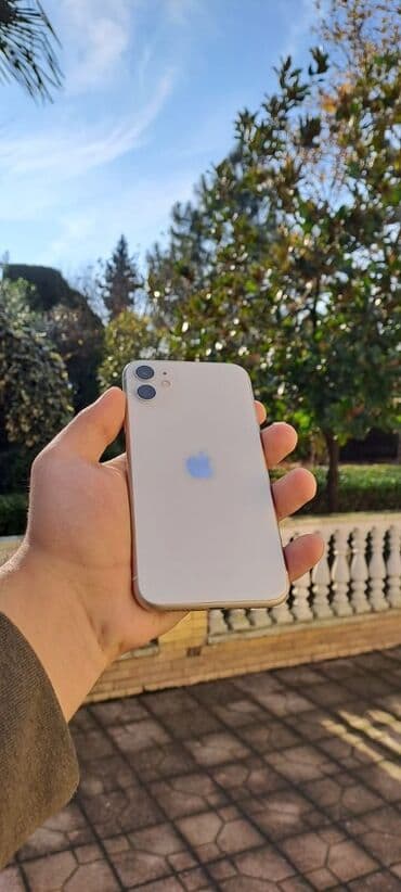 IPhone 11, 128 GB, Ağ, Simsiz şarj, Face ID lalafo.az -da IPhone 11, 128 GB, Ağ, Simsiz şarj, Face ID