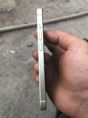 iphone 16 ağ: IPhone 15 — 4