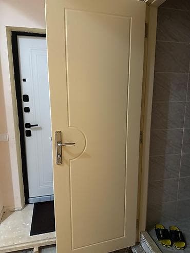 Bej rəng sanuzel qapıları işlənib birində iç hissədə saç boyası — 4