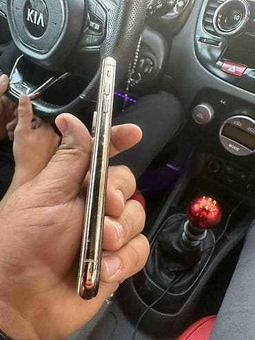 ekran sekilleri iphone: IPhone Xs, Qızılı, Qırıq — 4