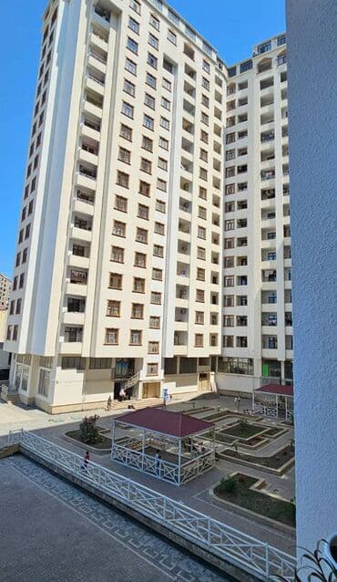 2 otaqlı yeni tikili: *Aylıq İcarə üçün Mənzil* *Əmlak növü:* Yeni tikili *Otaq sayı:* 2 — 4