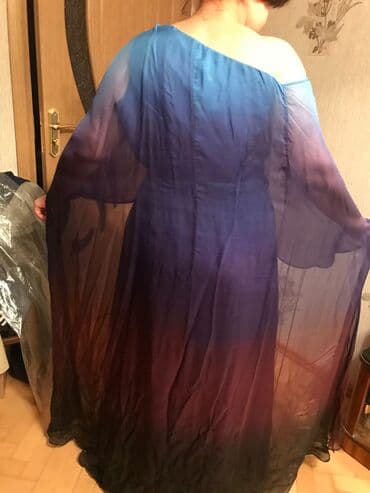 сони на прокат: Ziyafet donu.cemi bir defe geyilib.Ust hissesi wifondur,olcu 44(L) — 3