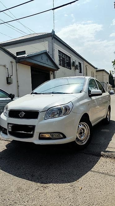 maşin manitor: Chevrolet Aveo: 1.5 l | 2017 il 160000 km Sedan — 1