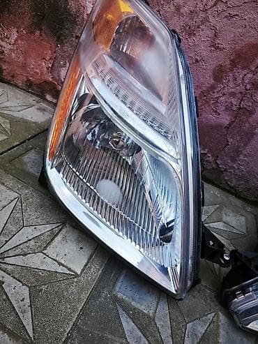 Komplekt, Yaxın və uzaq vuran işıqlar Toyota, 2007 il, Analoq