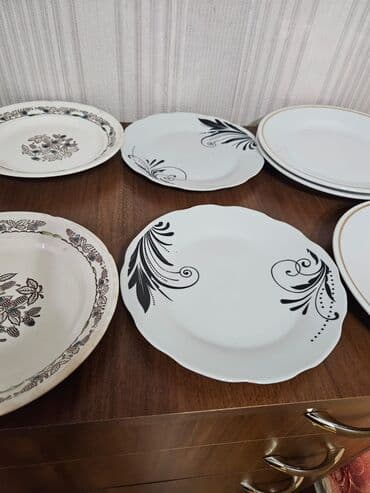 Tort və şiriniyyat qabları: Boşqablar, Keramika, Rusiya — 1