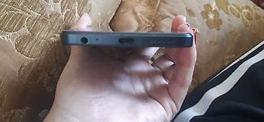 ayfon 6 s: Tecno spark 30 heç bir problemi yoxdur usta üzü görmeyib. - Korpus — 3