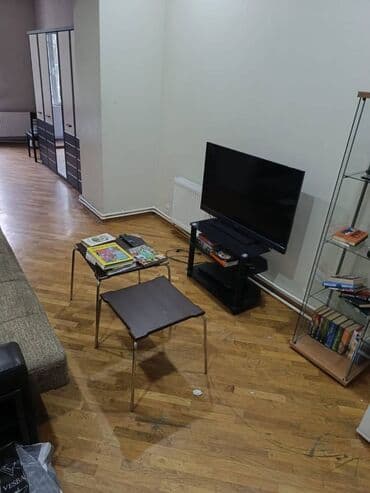 elmler akademiyasi kiraye evler: Nəsimi rayonu,28 MAY metrosu,Milli bankin yaninda,3 otaqlı,orta — 3