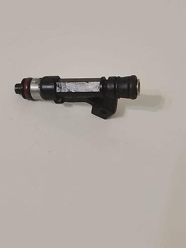 Benzin enjektoru (yanacaq püskürdücüsü) Chevrolet Aveo t300 forsunka