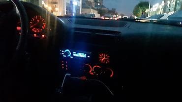 bmw e60: BMW 5 series: 2 l | 1993 il Sedan — 4