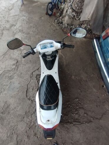 kugoo m4 pro: Yamaha skuter - Marka: Yamaha - Korpus: ağ-qara plastik kuzov, ikiqat — 7