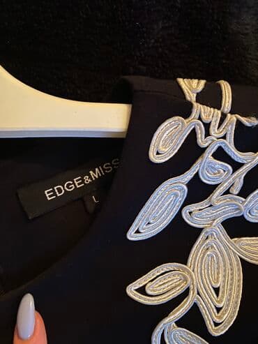 ikinci el don: Don L razmer yazılıb içinə amma S/M olar məncə. 1,2 dəfə toya — 2