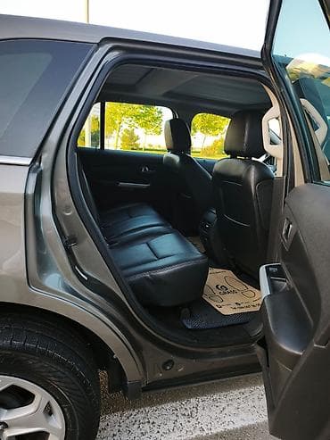 e 3 2: Ford Edge: 3.5 l | 2013 il 232650 km Ofrouder/SUV — 8