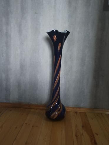 gul lecekleri: Bir vaza, Bogem şüşəsi — 2