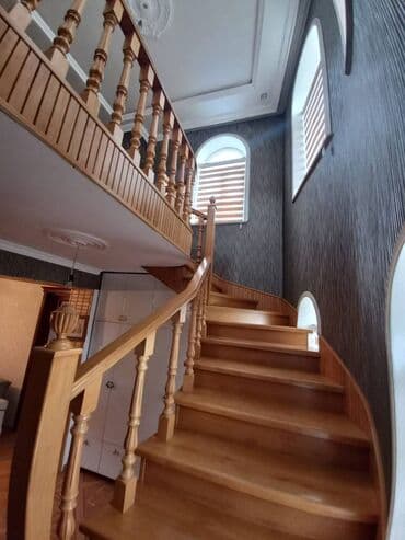 keşlədə satılan həyət evləri: 7 otaqlı, 272 kv. m, Orta təmir — 8