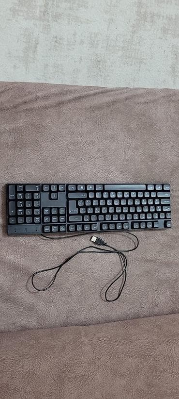 USB klaviatura – tam ölçülü Xüsusiyyətlər: - Tam ölçülü layout