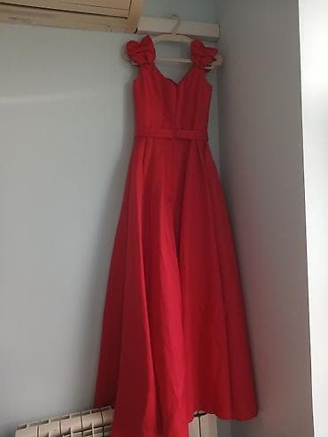 ereb qizili instagram: Qırmızı ziyafət/axşam geyimi - Stil: Uzun, A-kəsim ətəkli ziyafət — 2