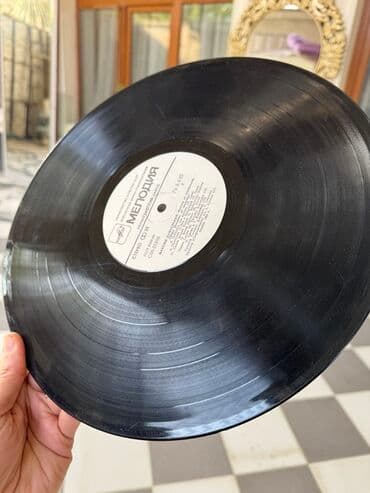 Vinil lövhələr toplusu - Format: 12" və 10" vinil plastinkalar, 33