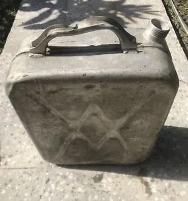 benzin generator: Alüminium yanacaq bidonu - Material: yüngül və davamlı alüminium - — 1