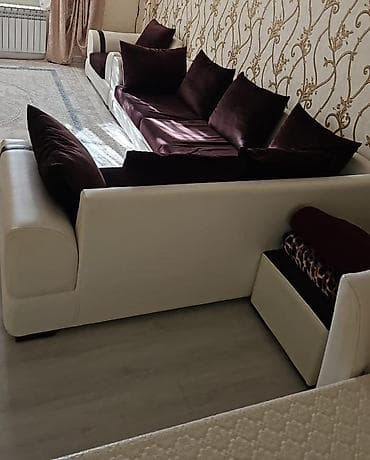 Zehra04Künc divan 300₼ Ölçü təxmin 2/1.50 jurnalnisidə var ünvan